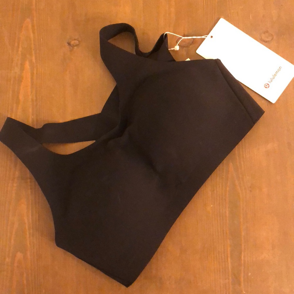 Lululemon Enlite NWT 32C
